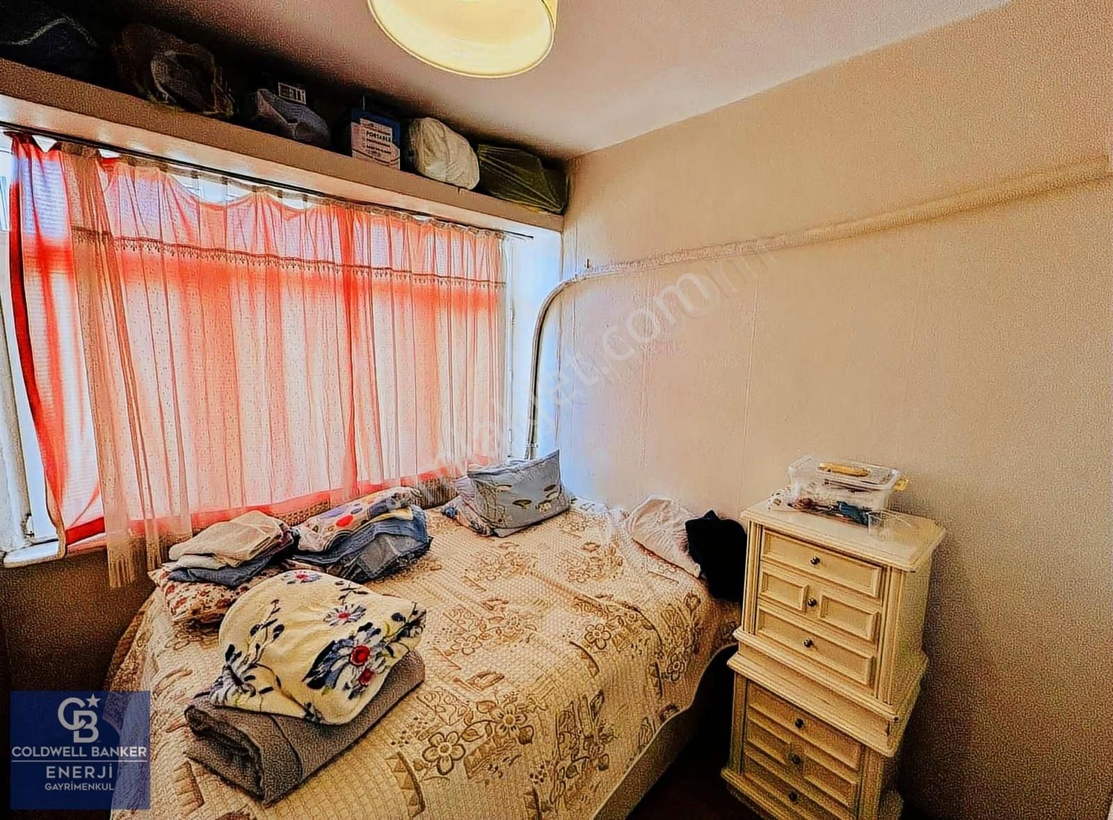 Kocamustafapaşa Sümbül Efendi Mah. Kiralık 3+1 Daire Eşyalı - Görsel 6