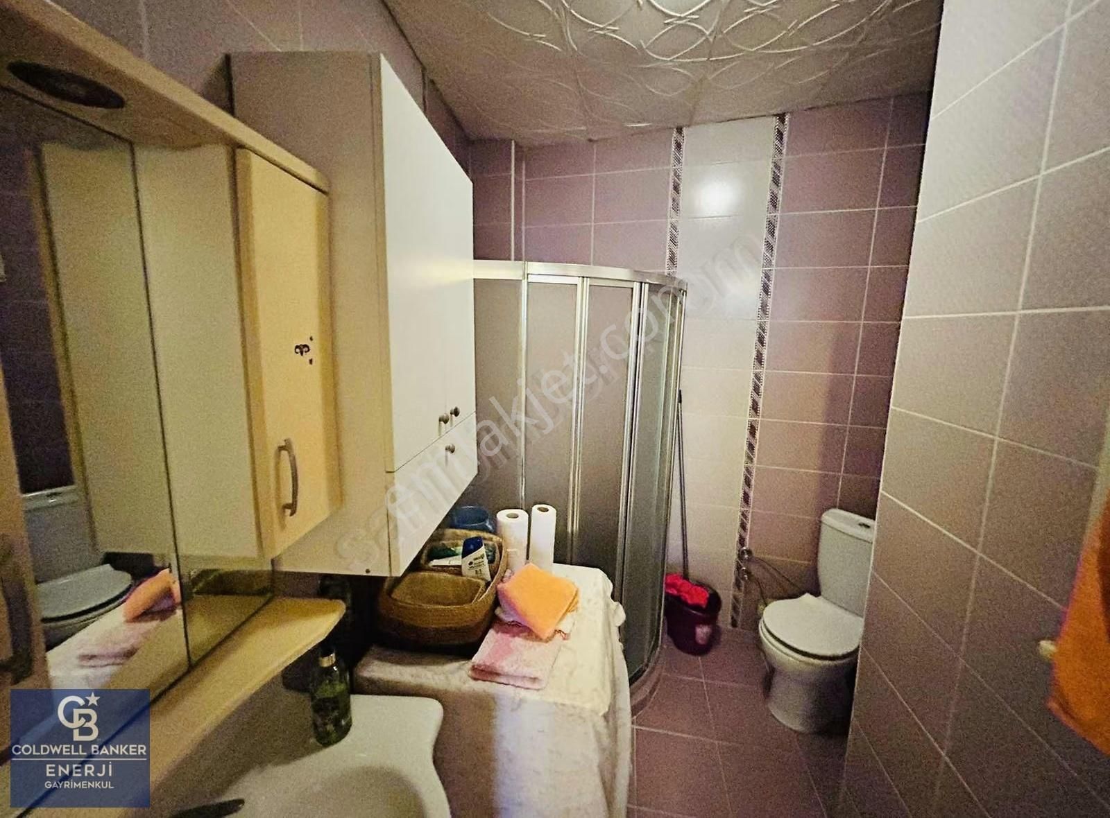 Kocamustafapaşa Sümbül Efendi Mah. Kiralık 3+1 Daire Eşyalı - Görsel 24