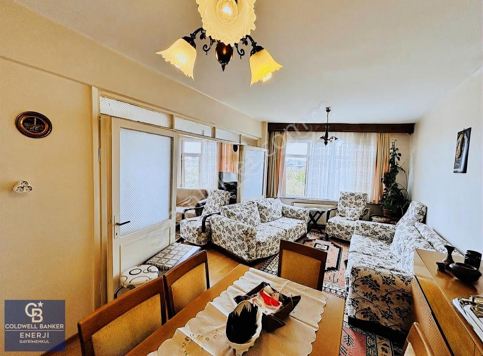 Kocamustafapaşa Sümbül Efendi Mah. Kiralık 3+1 Daire Eşyalı - Görsel 10