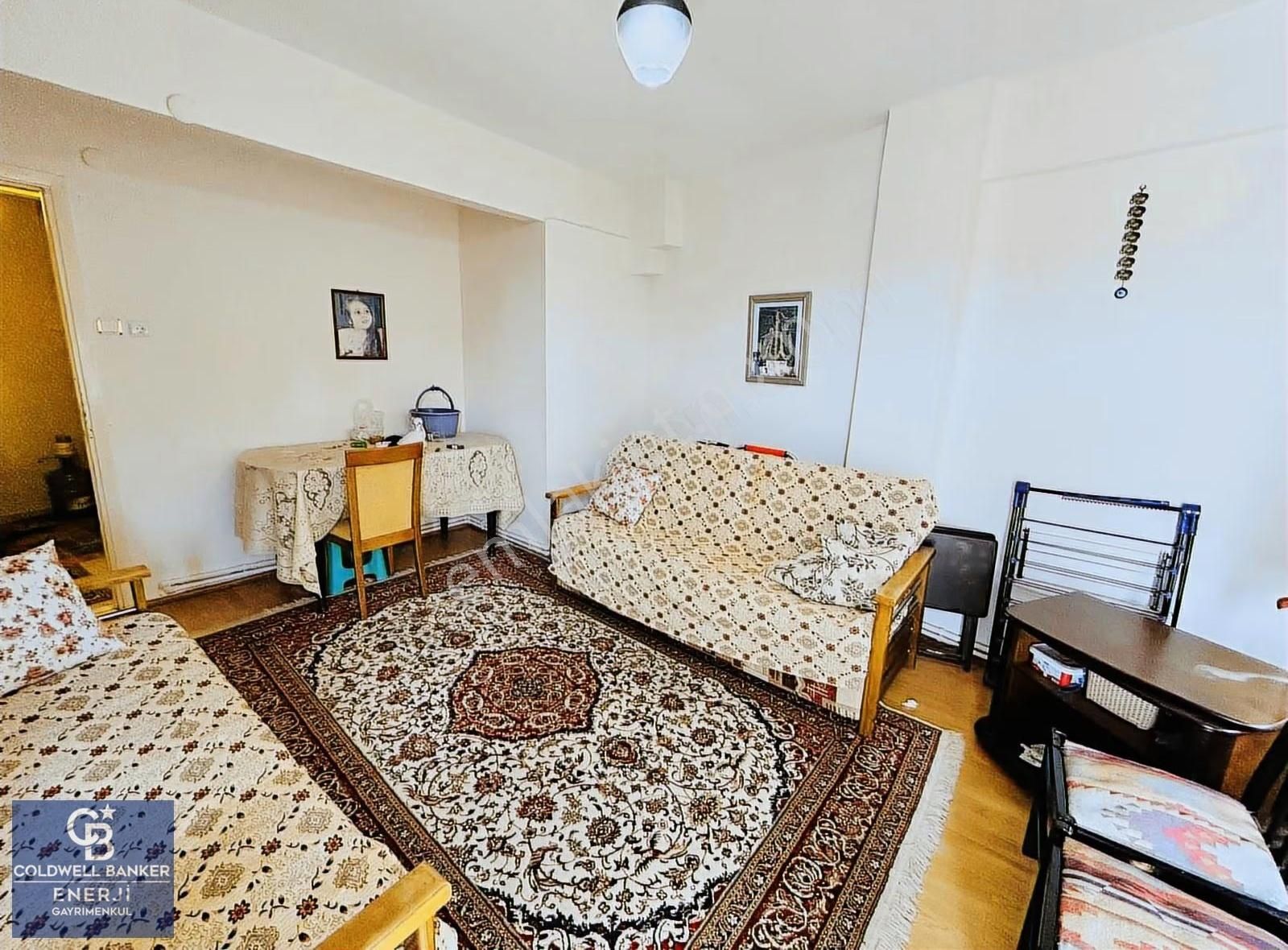 Kocamustafapaşa Sümbül Efendi Mah. Kiralık 3+1 Daire Eşyalı - Görsel 8