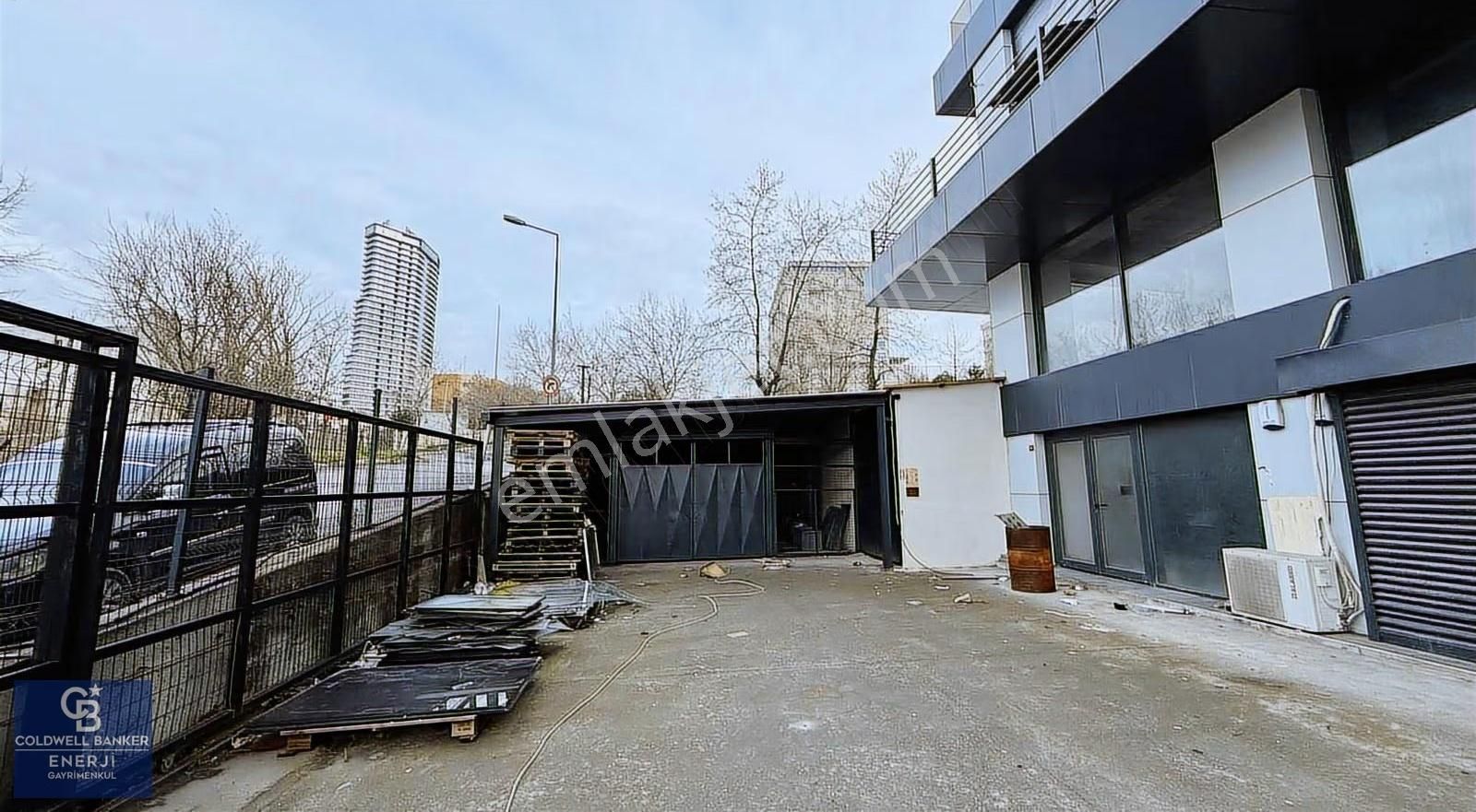 Avcılar Cihangir Mah. Kiralık 300 M2 Dükkan & Mağaza & Ofis - Görsel 2