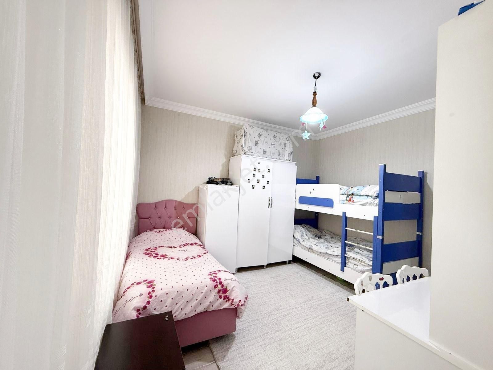 Beykent'te Ferah Ve Geniş Özel Duvar Kâğıtlı, Modern 2+1 Daire - Görsel 23