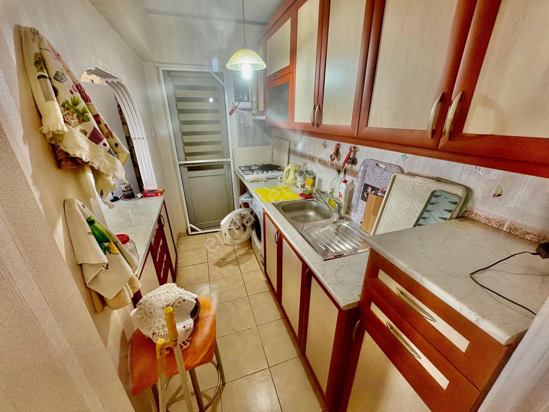 ▓karabuluttan▓akçay'da Denize 250mt & Ayrı Mutfak Eşyalı 2+1 Satılık Daire - Görsel 8