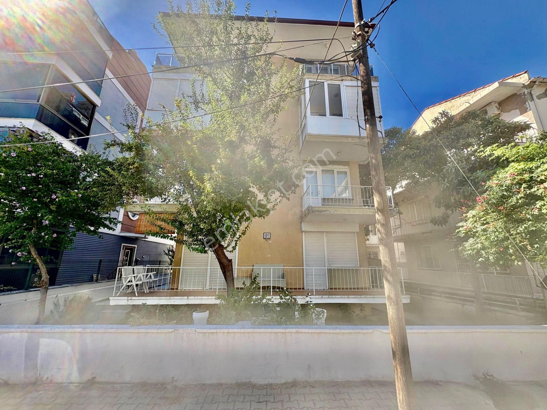 ▓karabuluttan▓akçay'da Denize 250mt & Ayrı Mutfak Eşyalı 2+1 Satılık Daire - Görsel 2