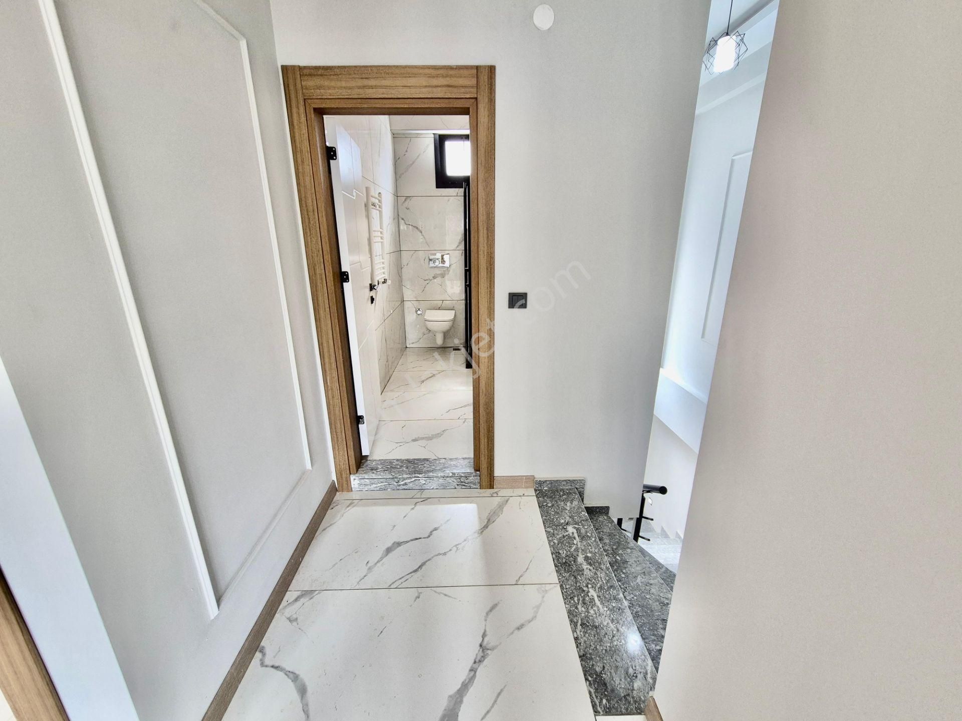 ▓karabuluttan▓bahçesiyle Büyüleyen & Tasarımıyla Etkileyen 4+1 Satılık Villa - Görsel 19