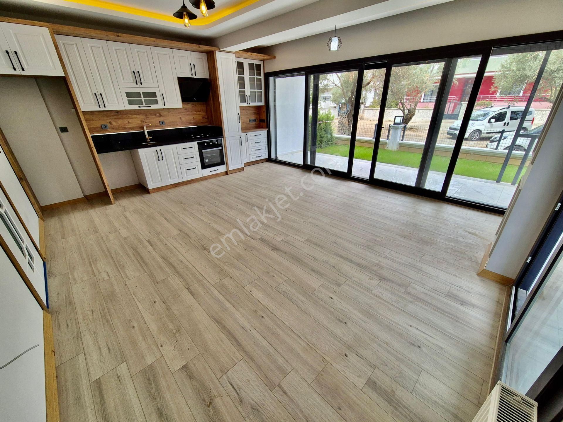 ▓karabuluttan▓bahçesiyle Büyüleyen & Tasarımıyla Etkileyen 4+1 Satılık Villa - Görsel 18