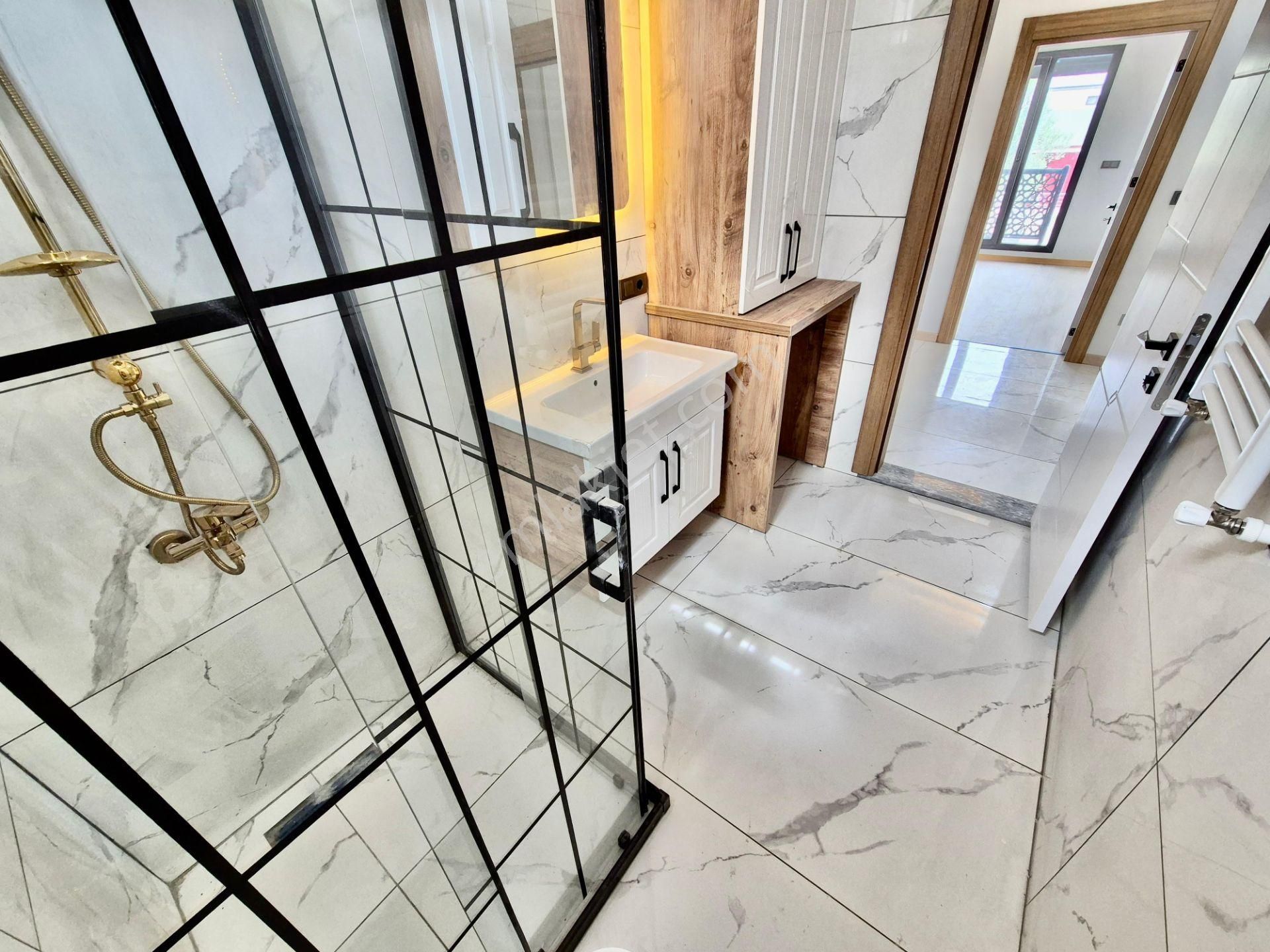 ▓karabuluttan▓bahçesiyle Büyüleyen & Tasarımıyla Etkileyen 4+1 Satılık Villa - Görsel 10