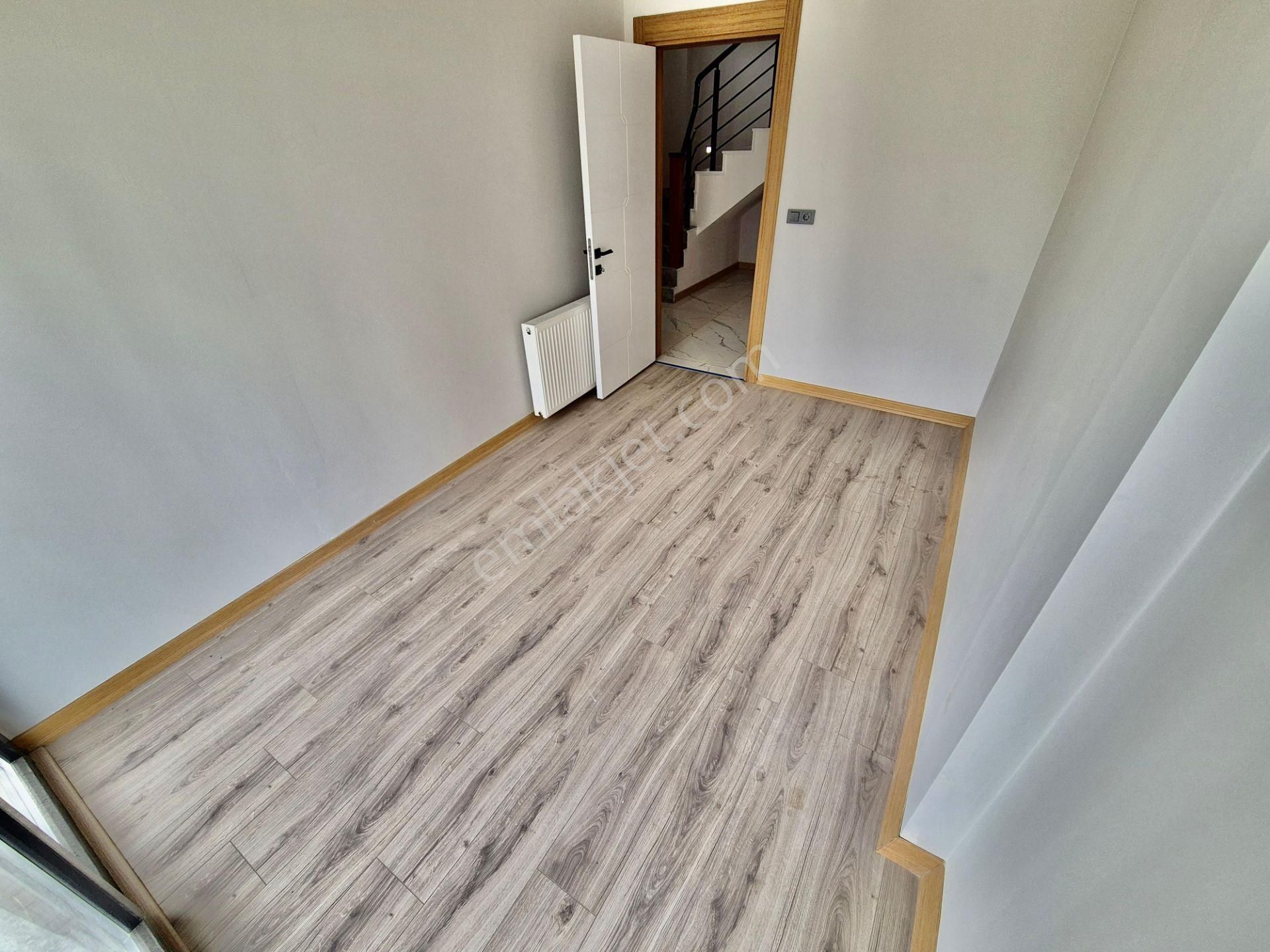 ▓karabuluttan▓bahçesiyle Büyüleyen & Tasarımıyla Etkileyen 4+1 Satılık Villa - Görsel 24