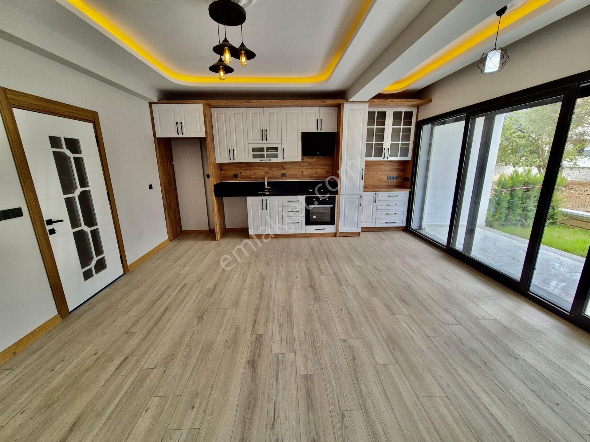 ▓karabuluttan▓bahçesiyle Büyüleyen & Tasarımıyla Etkileyen 4+1 Satılık Villa - Görsel 21