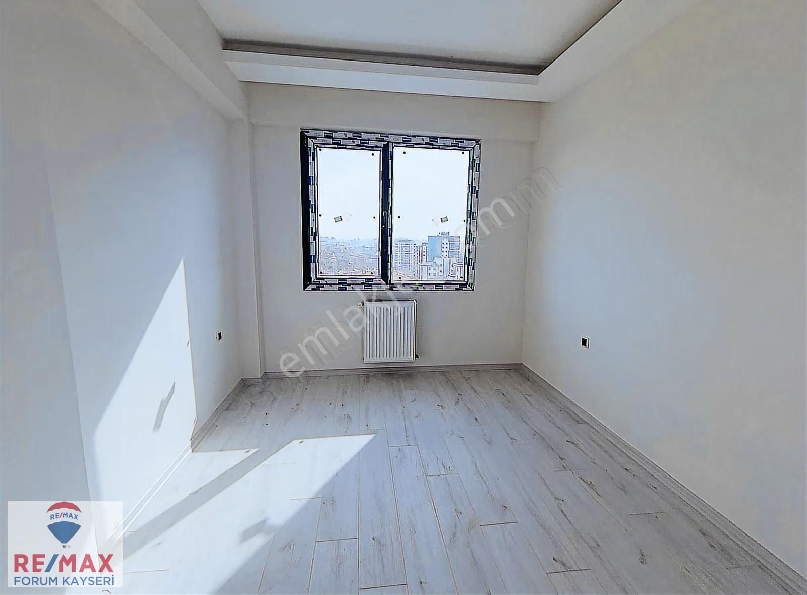 Erkilet Blv Üzeri Polis Okulu Yanı Satılık 3+1 Daire - Görsel 25