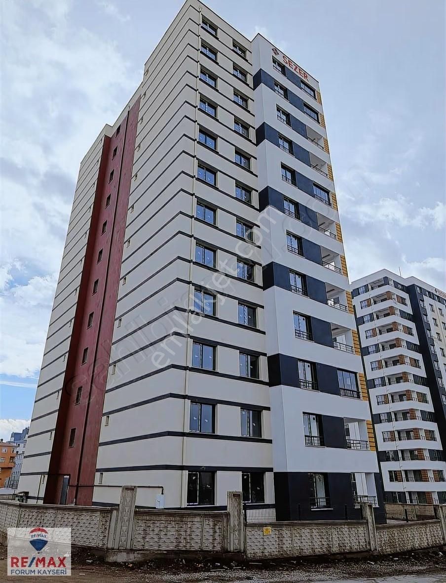 Erkilet Blv Üzeri Polis Okulu Yanı Satılık 3+1 Daire - Görsel 15