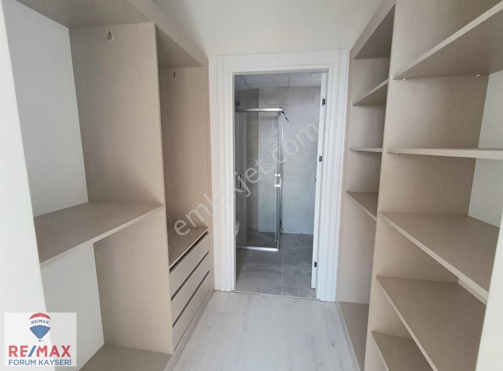 Erkilet Blv Üzeri Polis Okulu Yanı Satılık 3+1 Daire - Görsel 22