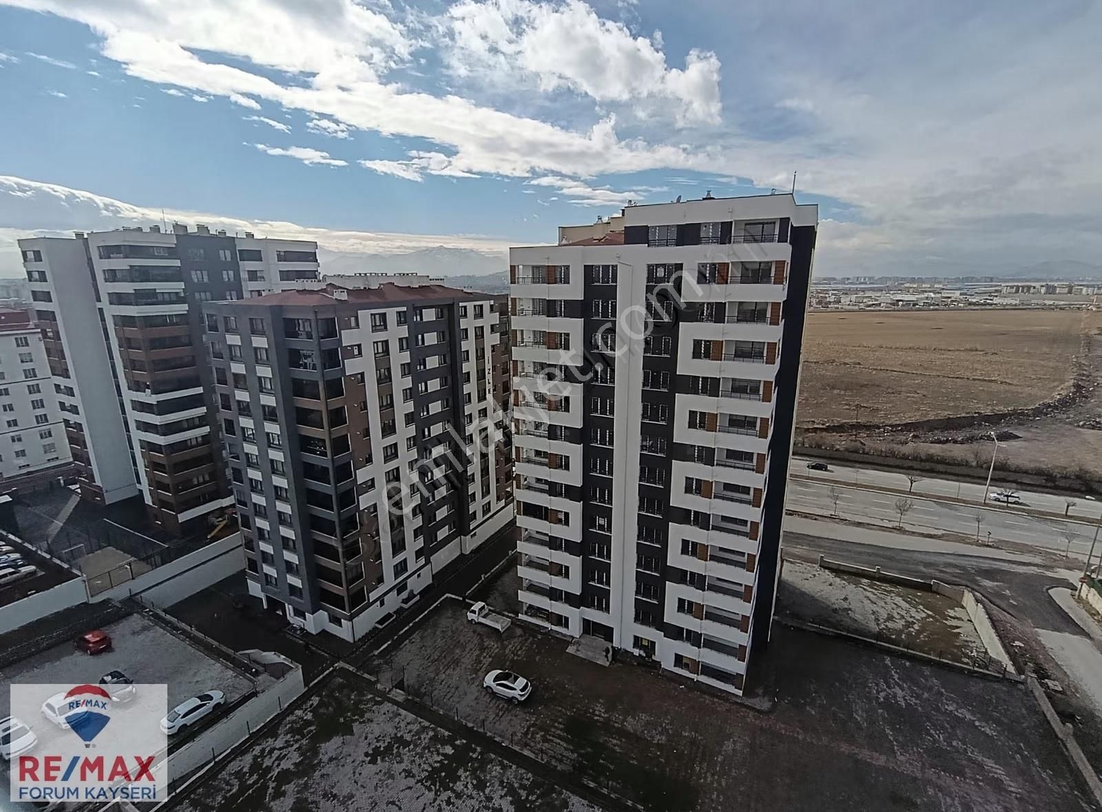 Erkilet Blv Üzeri Polis Okulu Yanı Satılık 3+1 Daire - Görsel 11