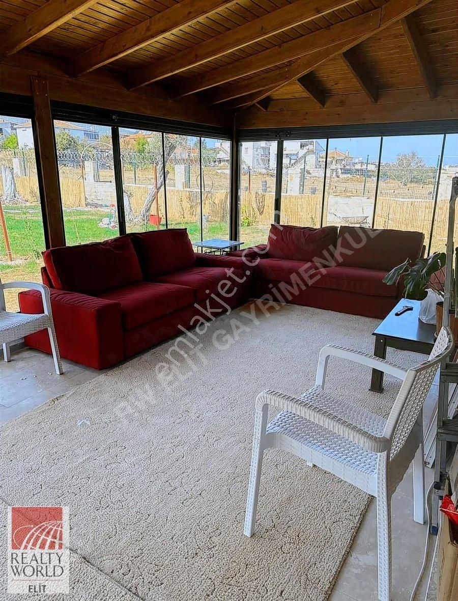 Yeni Foça Kozbeylide Prestijli Taş Evli Özel Mülk - Görsel 16