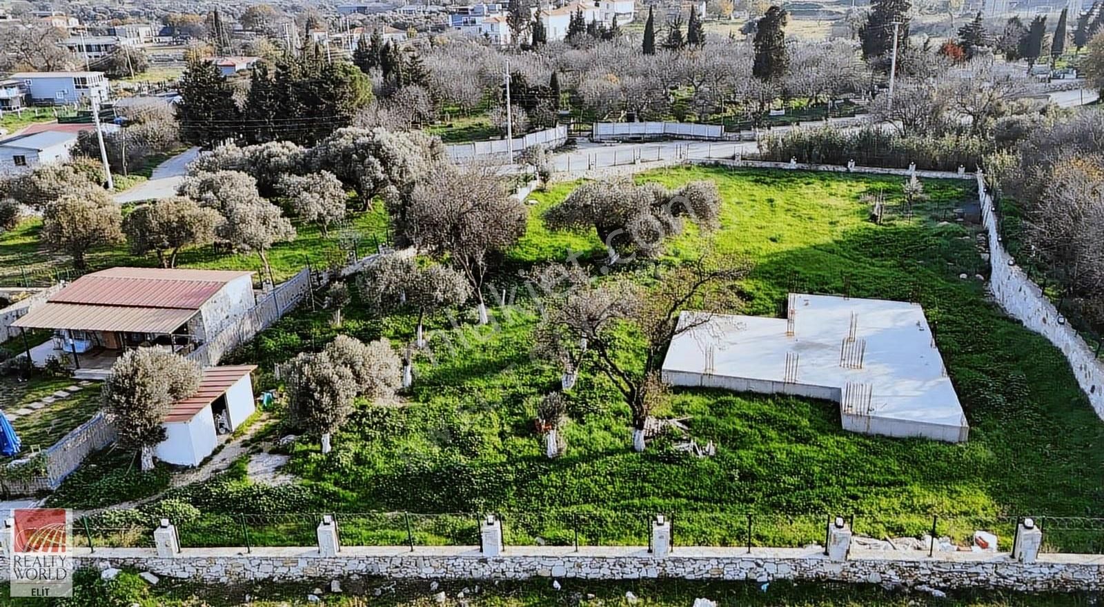 Yeni Foça Kozbeylide Prestijli Taş Evli Özel Mülk - Görsel 10