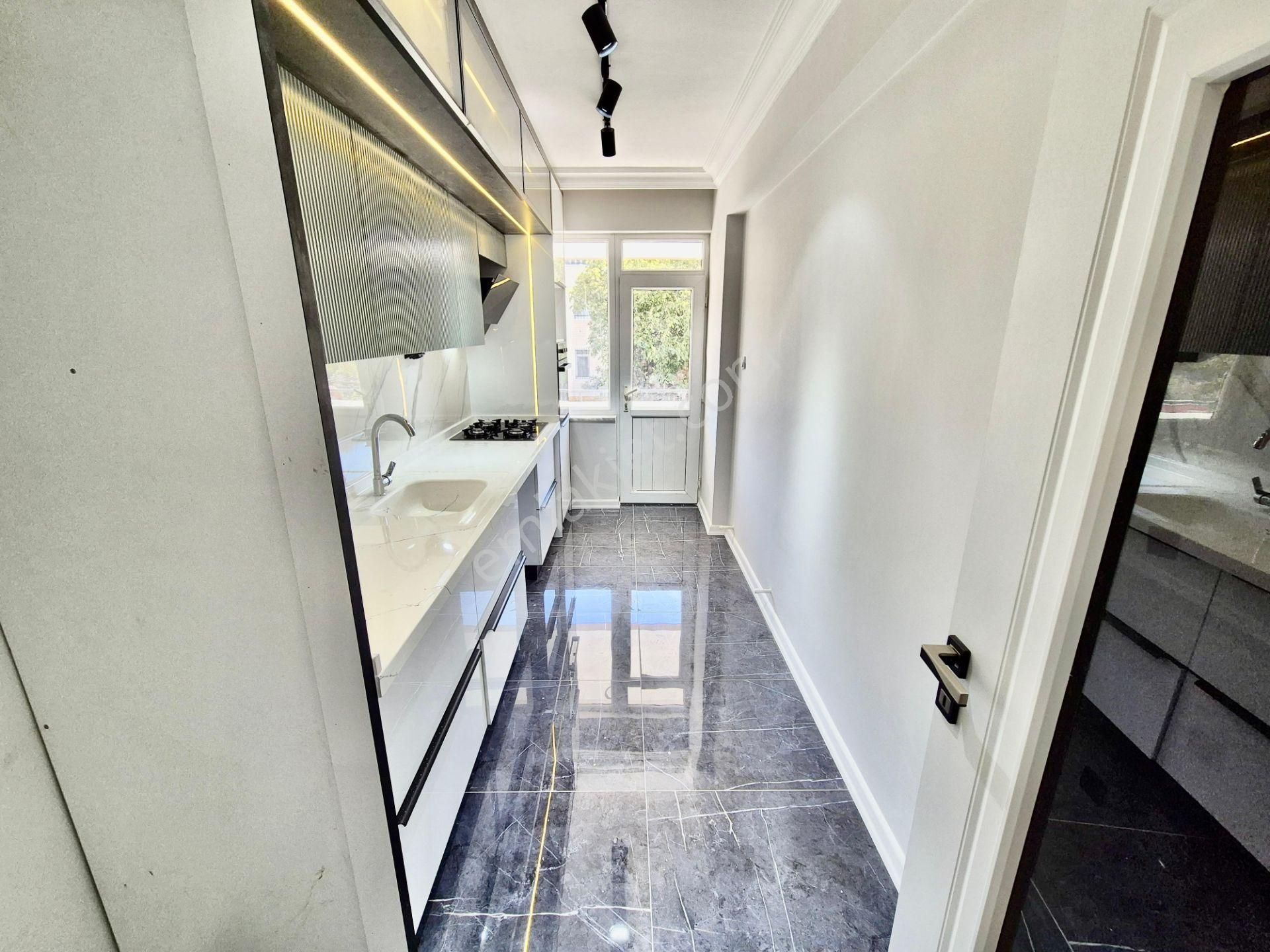 ▓karabuluttan▓ayrı Mutfak Ön Cephe & Ultralüx Tasarım 2+1 Satılık Daire - Görsel 25