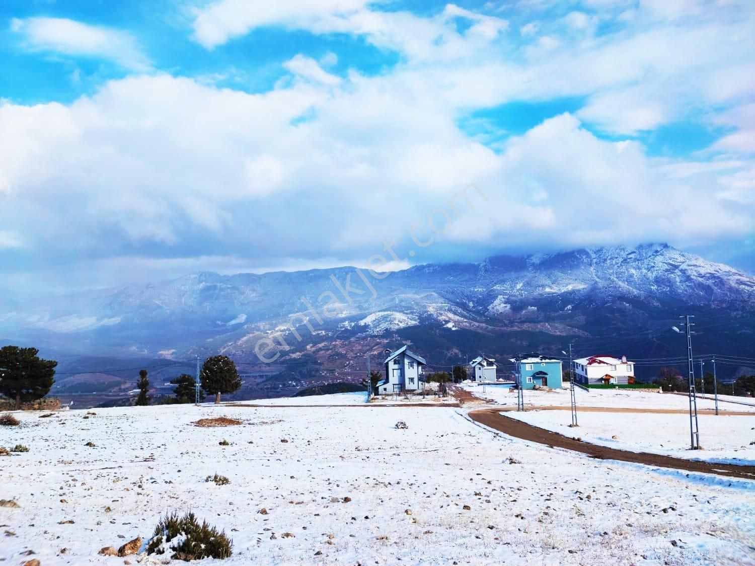 Kar Emlaktan Yenikonacık Bozkırlı Mevkiiinde 360 M2 Satılık Arsa - Görsel 5