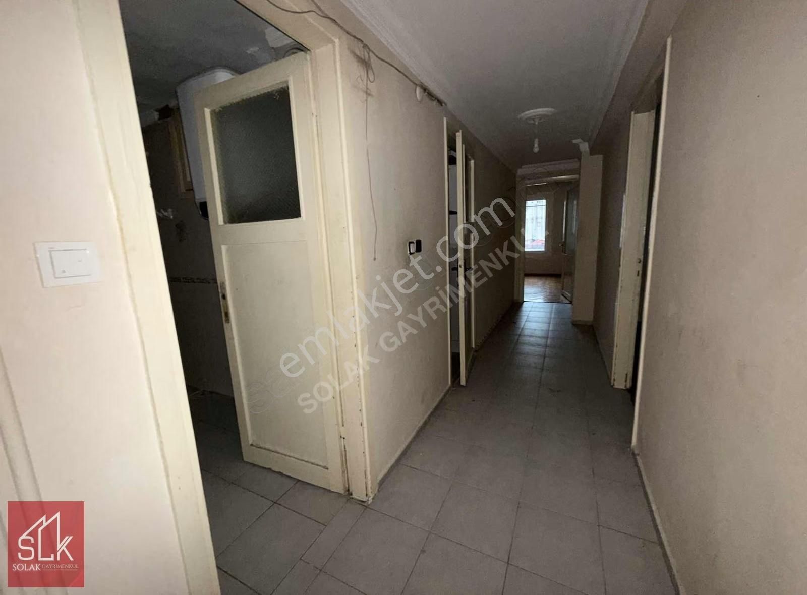 Cenk Atalay Solak'tan Çarşı'da Kiralık 3+1 Arakat Daire - Görsel 3