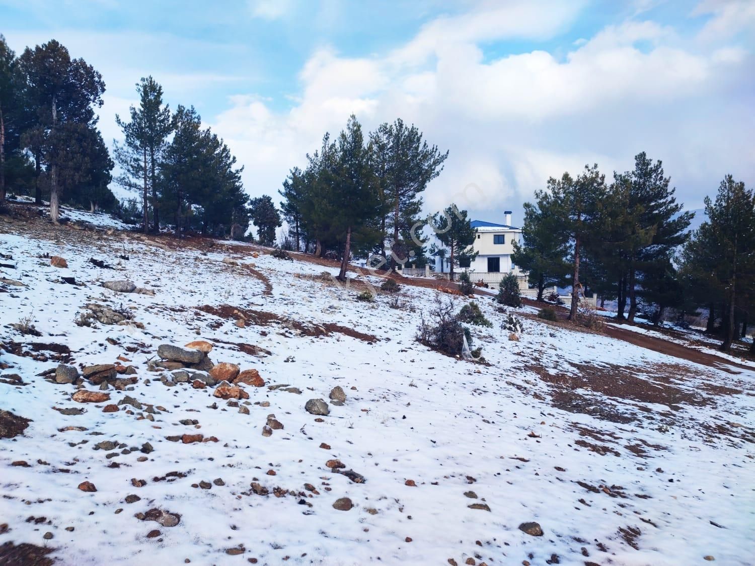 Kar Emlaktan Yenikonacık Bozkırlı Mevkiinde 370 M2 Satılık Arsa - Görsel 2