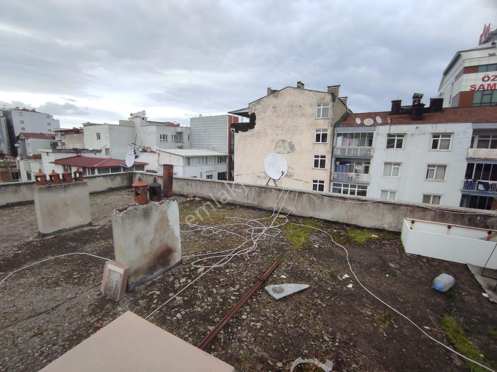 Arslan'dan Samsun İlkadım İstasyon Mahallesinde Geniş 3+1 - Görsel 17
