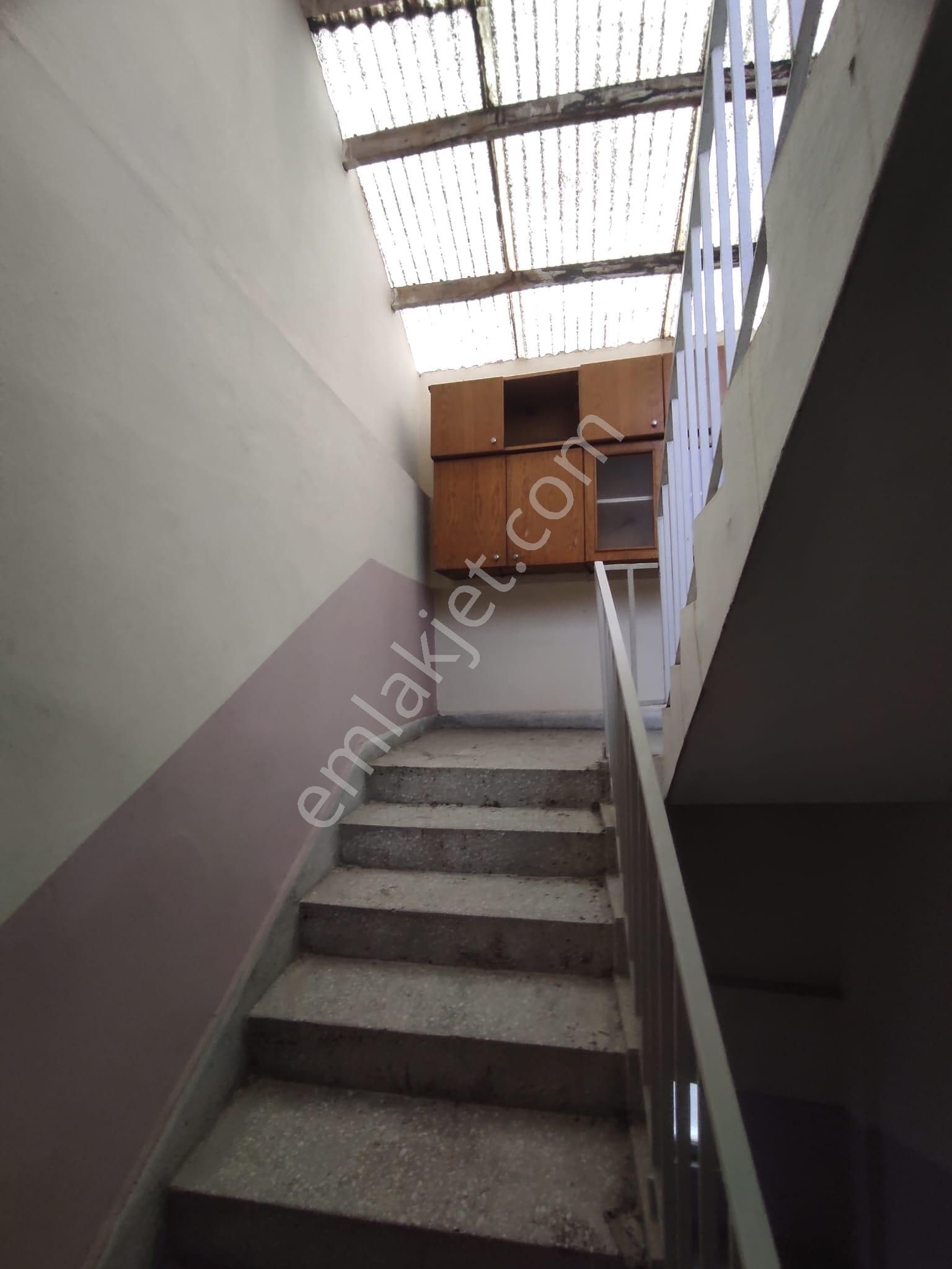 Arslan'dan Samsun İlkadım İstasyon Mahallesinde Geniş 3+1 - Görsel 14