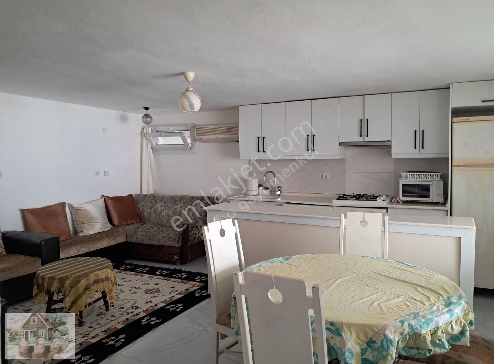 Urla Iskelede Denıze Yurume Mesafesınde - Görsel 6