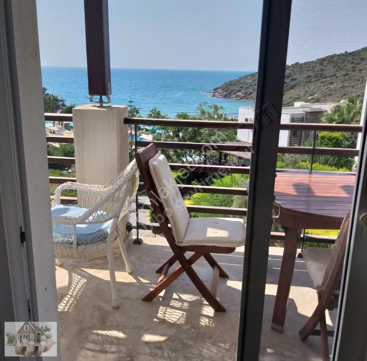 Bodrum Ile Mılas Arasında Denize Sıfır Sitede