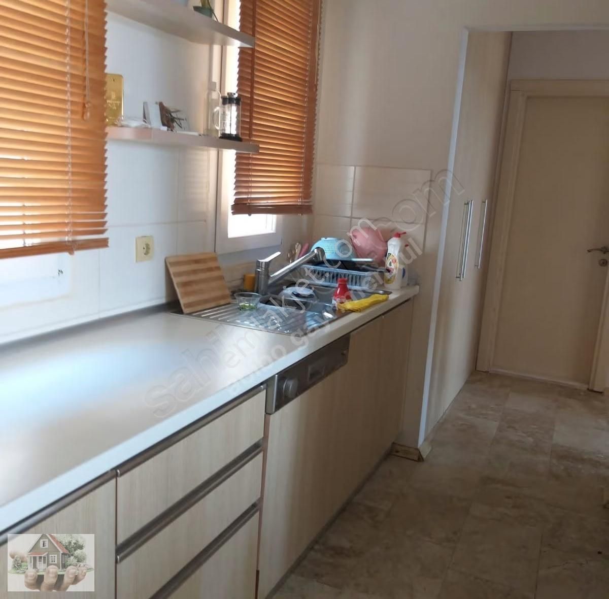 Bodrum Ile Mılas Arasında Denize Sıfır Sitede - Görsel 4