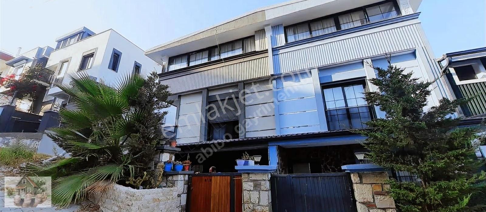 Urla Deniz Manzaralı, 5+1 Dubleks Villa & Arsa - Görsel 5