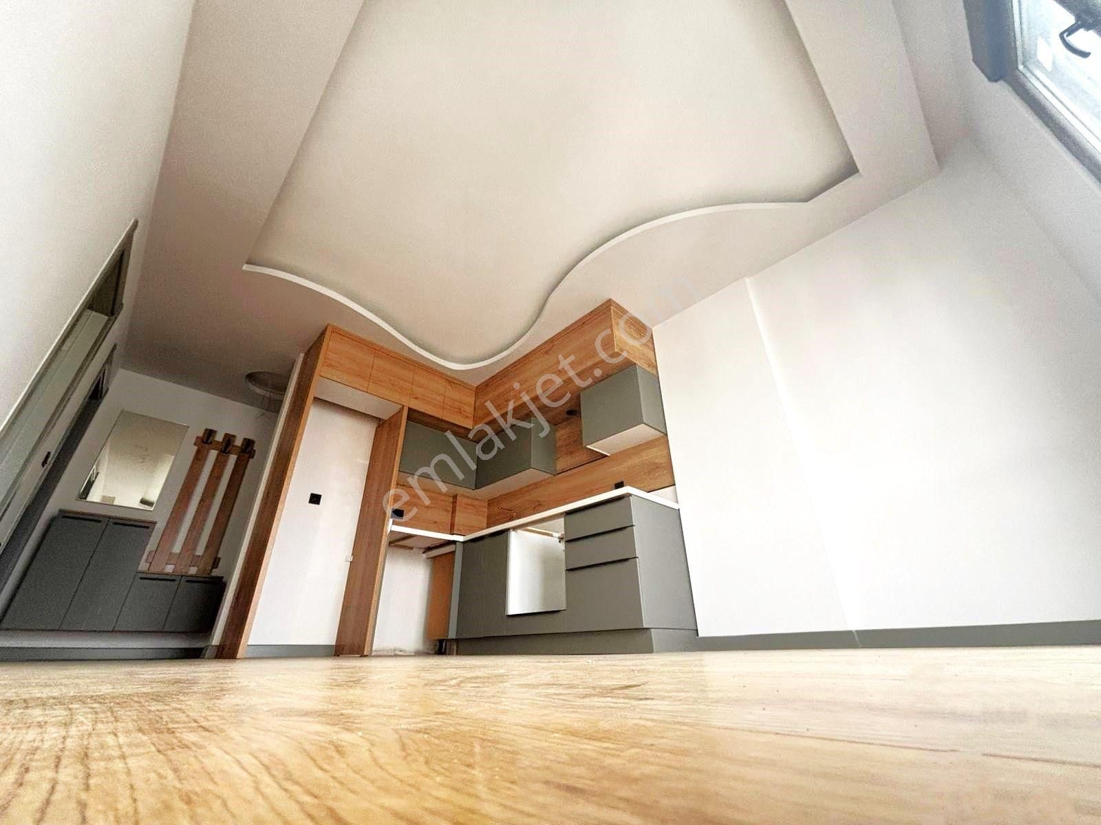 🏡akçay'da Aygül'den Sıfır Merkezi Lokasyon'da Ara Kat Asansörlü Açık Mutfaklı 1+1 Satılık Daire🏡 - Görsel 3