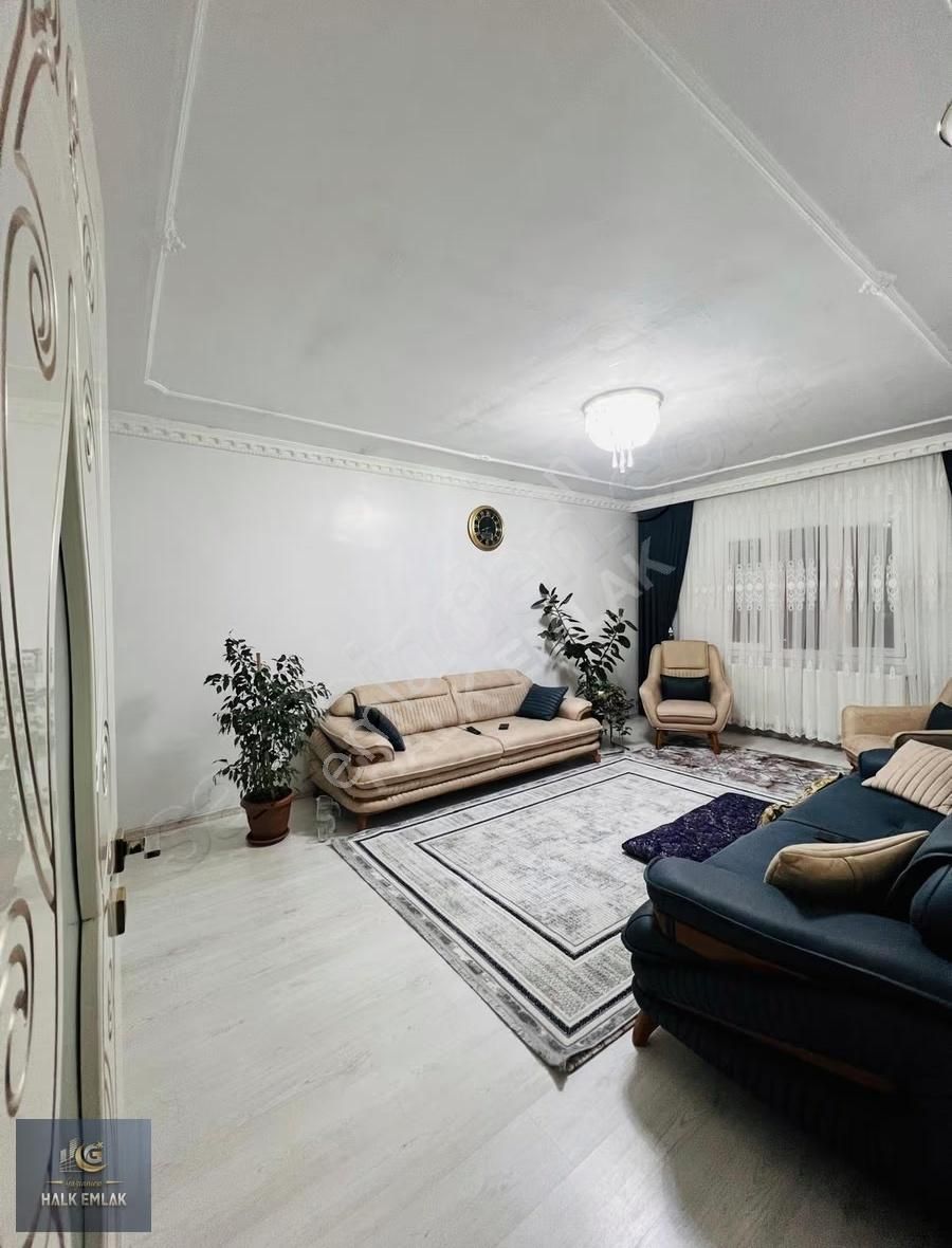 Halk Emlak Tan Basrada Acil Satılık Müstakil Bina