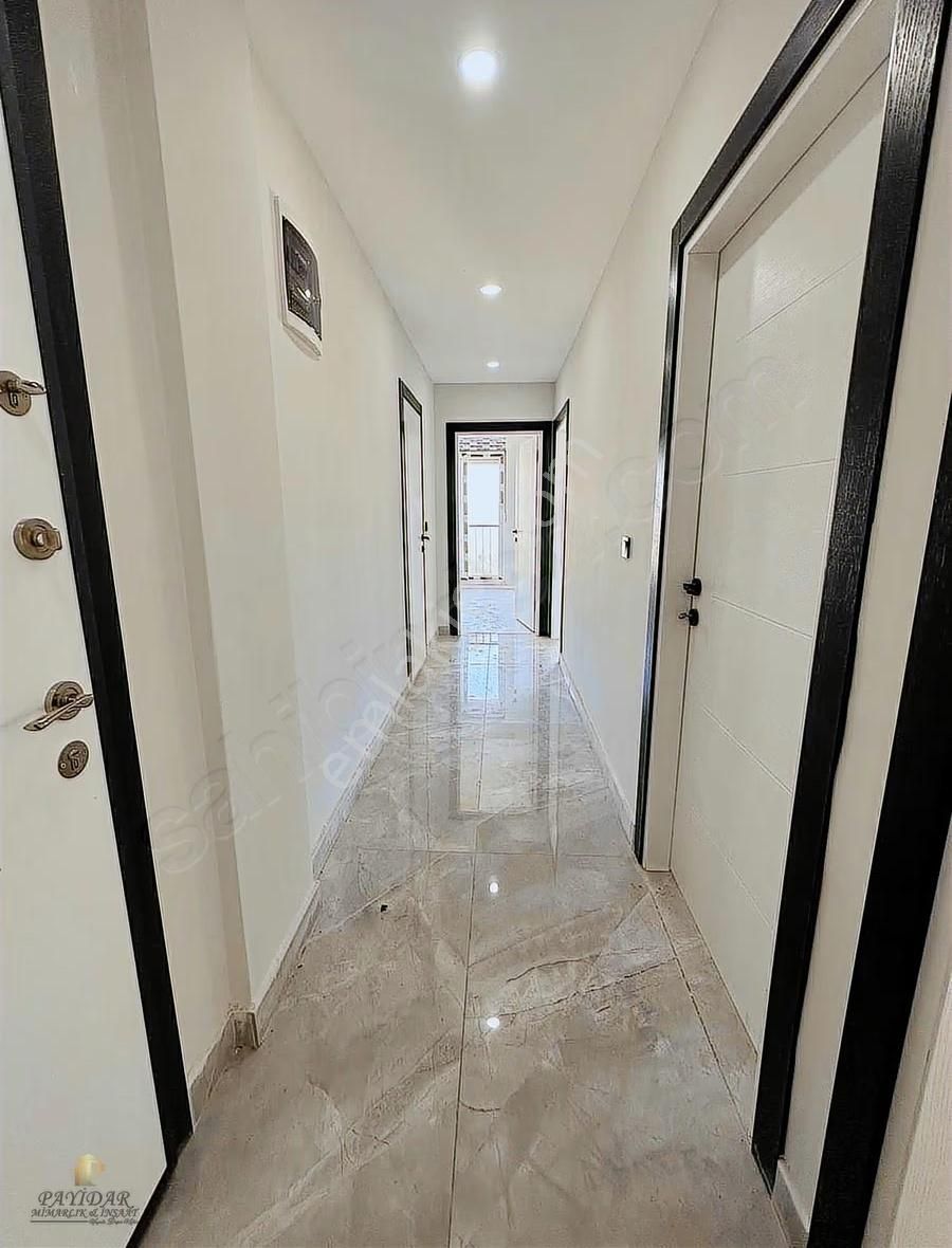 Havuzlu Site İçerisinde Havuz Cepheli 2+1 Ayrı Mutfak Daire - Görsel 12