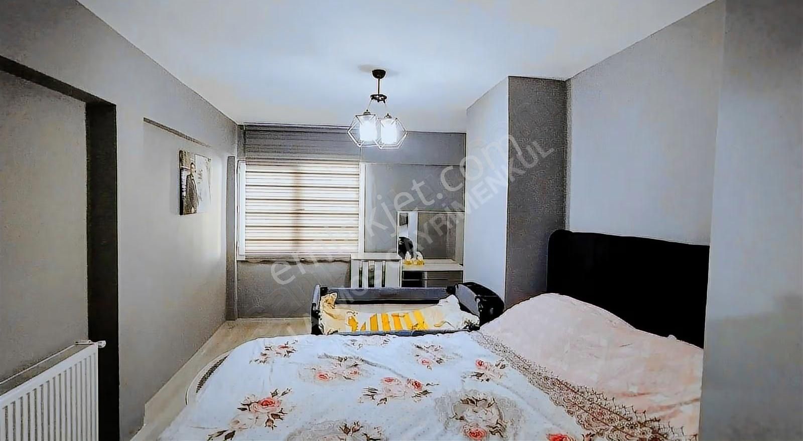 Geniş Ve Ferah Çatı Katı 2+1 Satılık Daire - Görsel 14