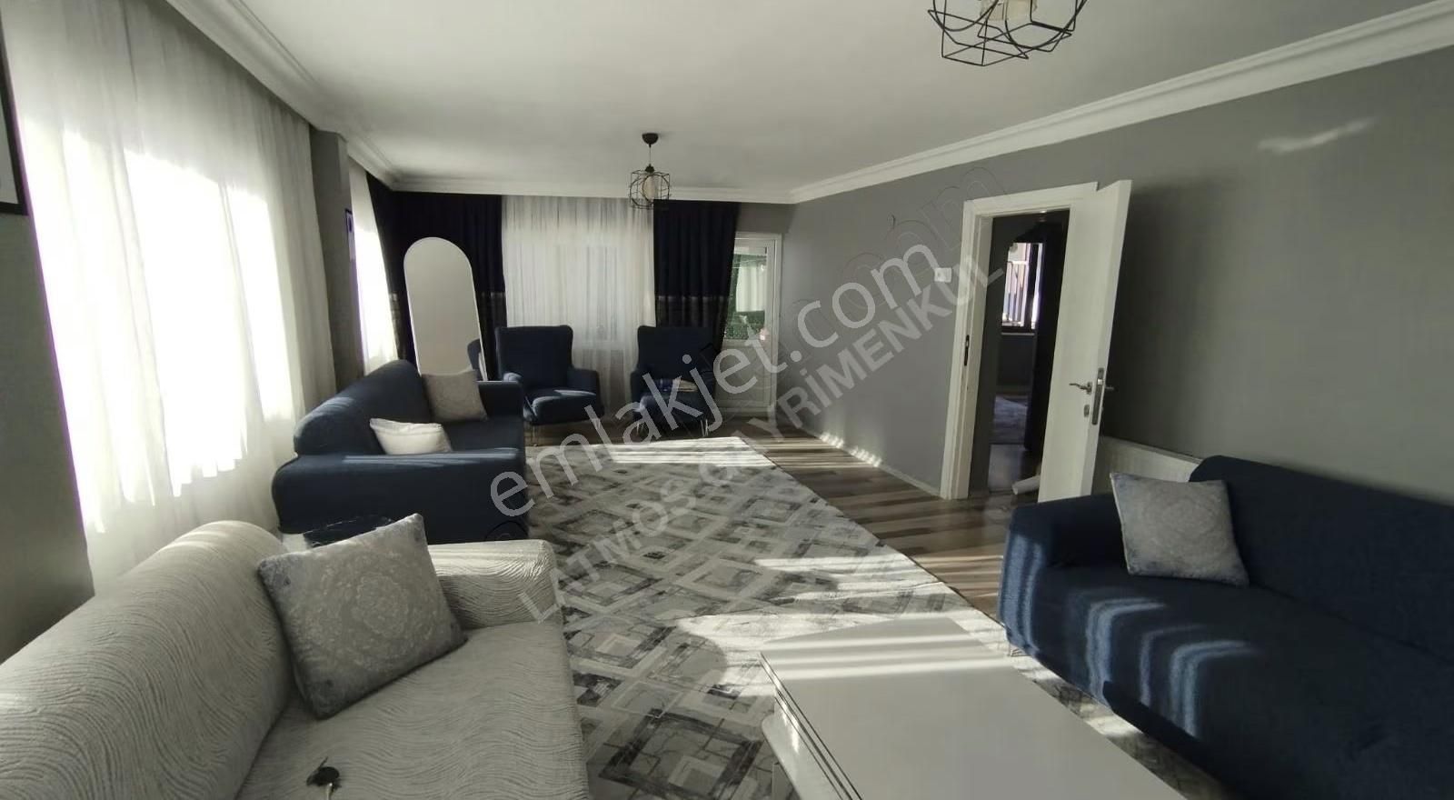 Geniş Ve Ferah Çatı Katı 2+1 Satılık Daire