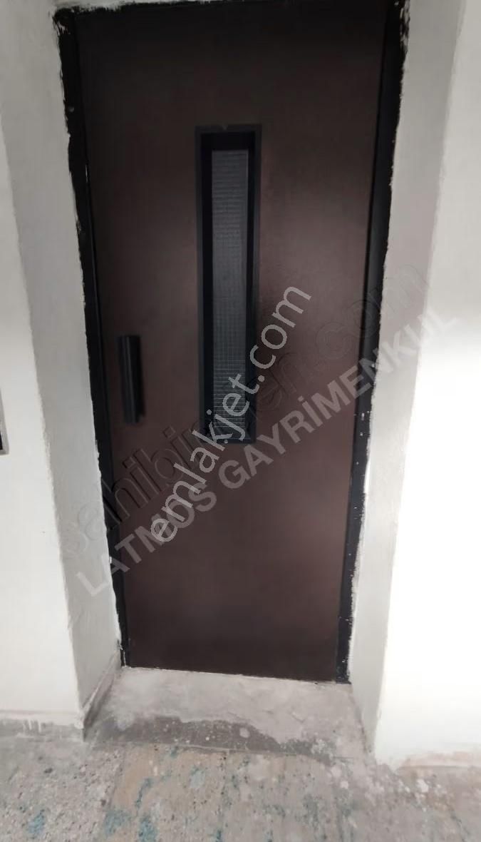 Geniş Ve Ferah Çatı Katı 2+1 Satılık Daire - Görsel 6