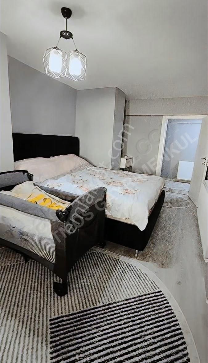 Geniş Ve Ferah Çatı Katı 2+1 Satılık Daire - Görsel 11