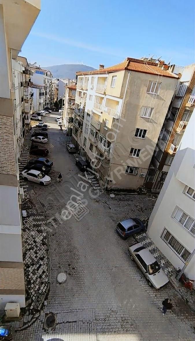 Geniş Ve Ferah Çatı Katı 2+1 Satılık Daire - Görsel 22