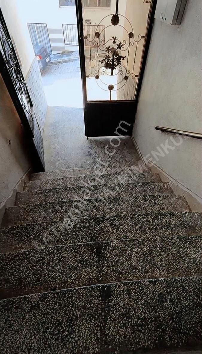 Geniş Ve Ferah Çatı Katı 2+1 Satılık Daire - Görsel 16