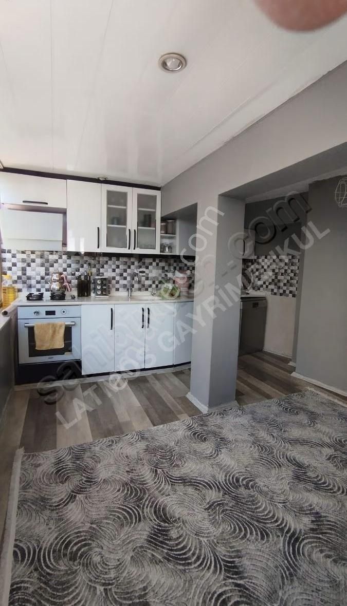 Geniş Ve Ferah Çatı Katı 2+1 Satılık Daire - Görsel 19