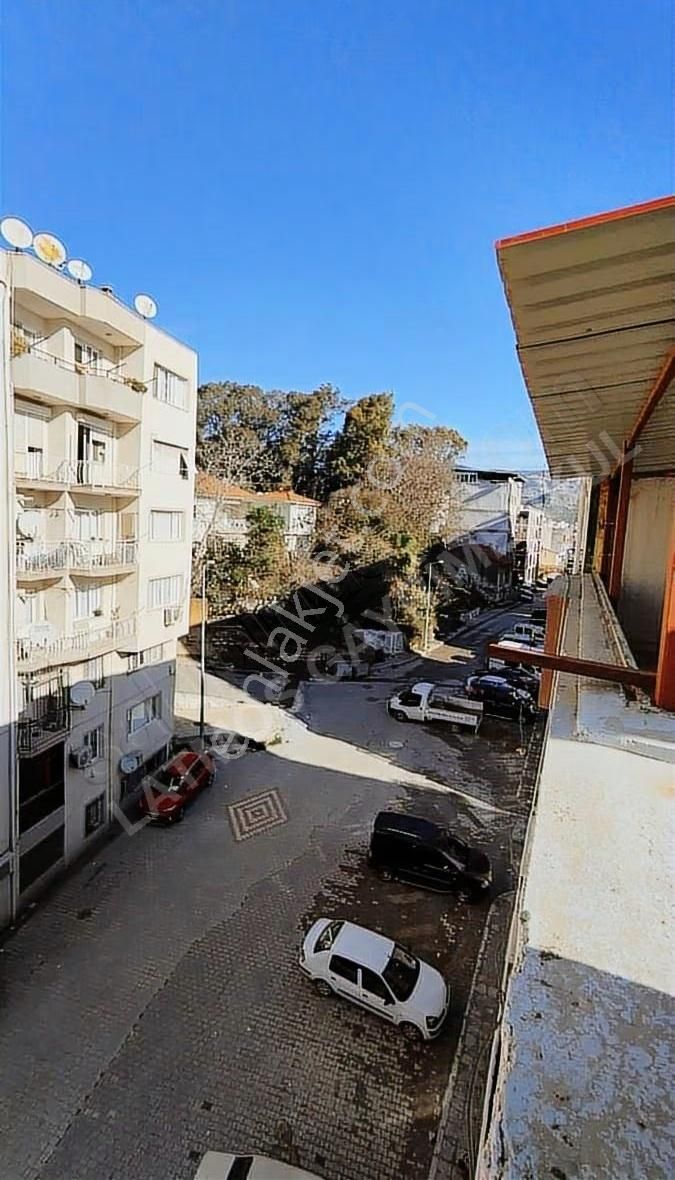 Geniş Ve Ferah Çatı Katı 2+1 Satılık Daire - Görsel 12