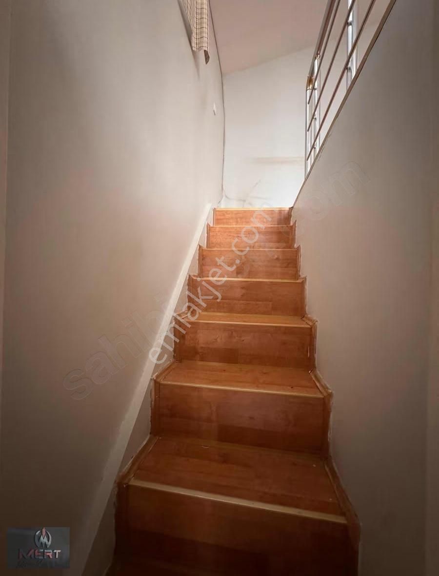 Kemaltürkler Mahallesinde Kiralık 2+1 Dubleks - Görsel 13