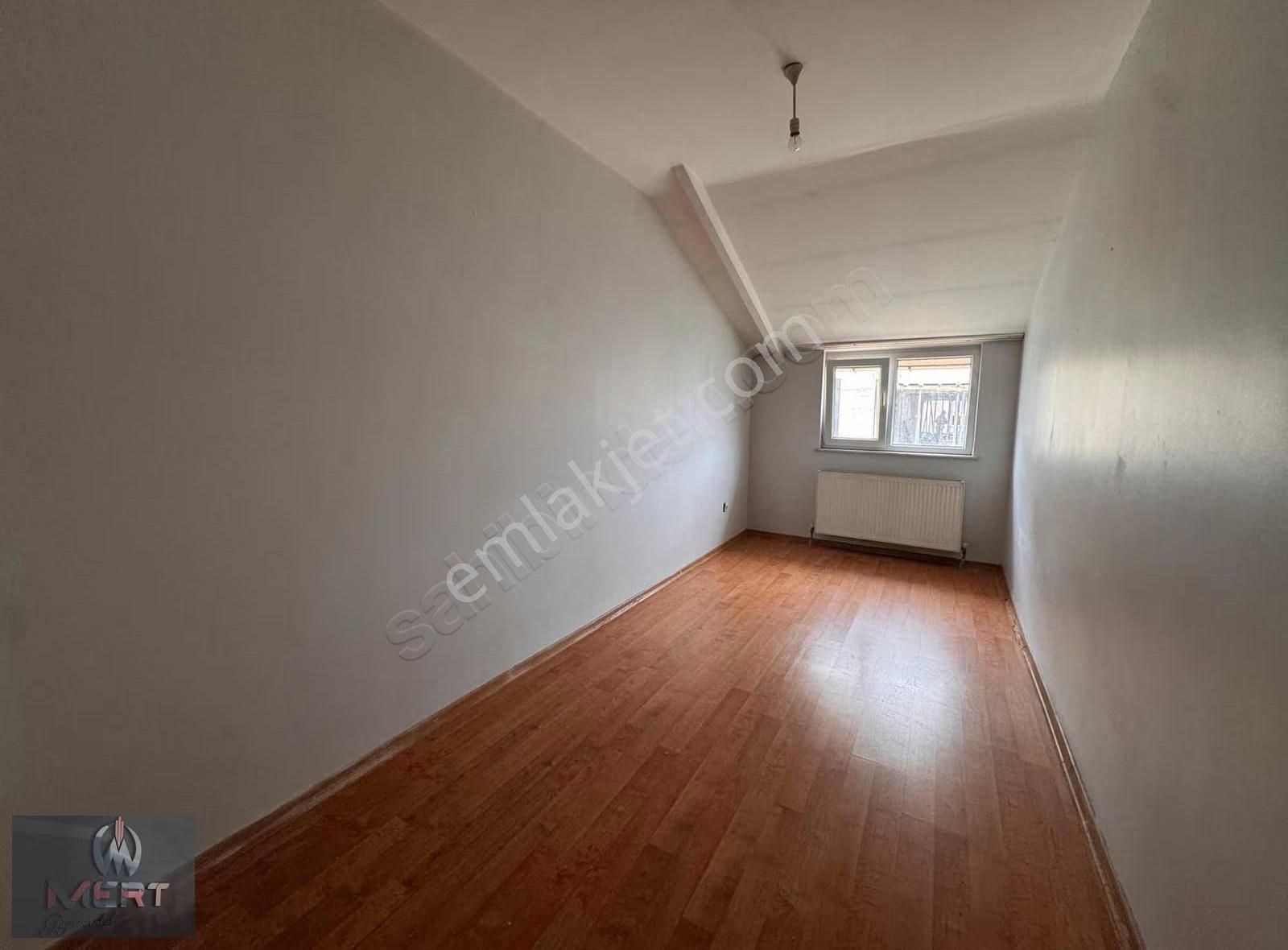 Kemaltürkler Mahallesinde Kiralık 2+1 Dubleks - Görsel 11