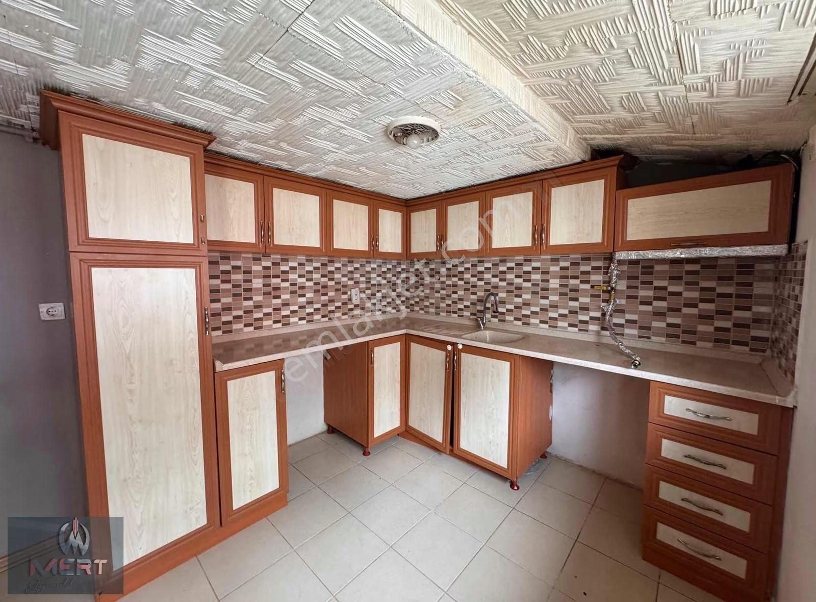 Kemaltürkler Mahallesinde Kiralık 2+1 Dubleks - Görsel 5