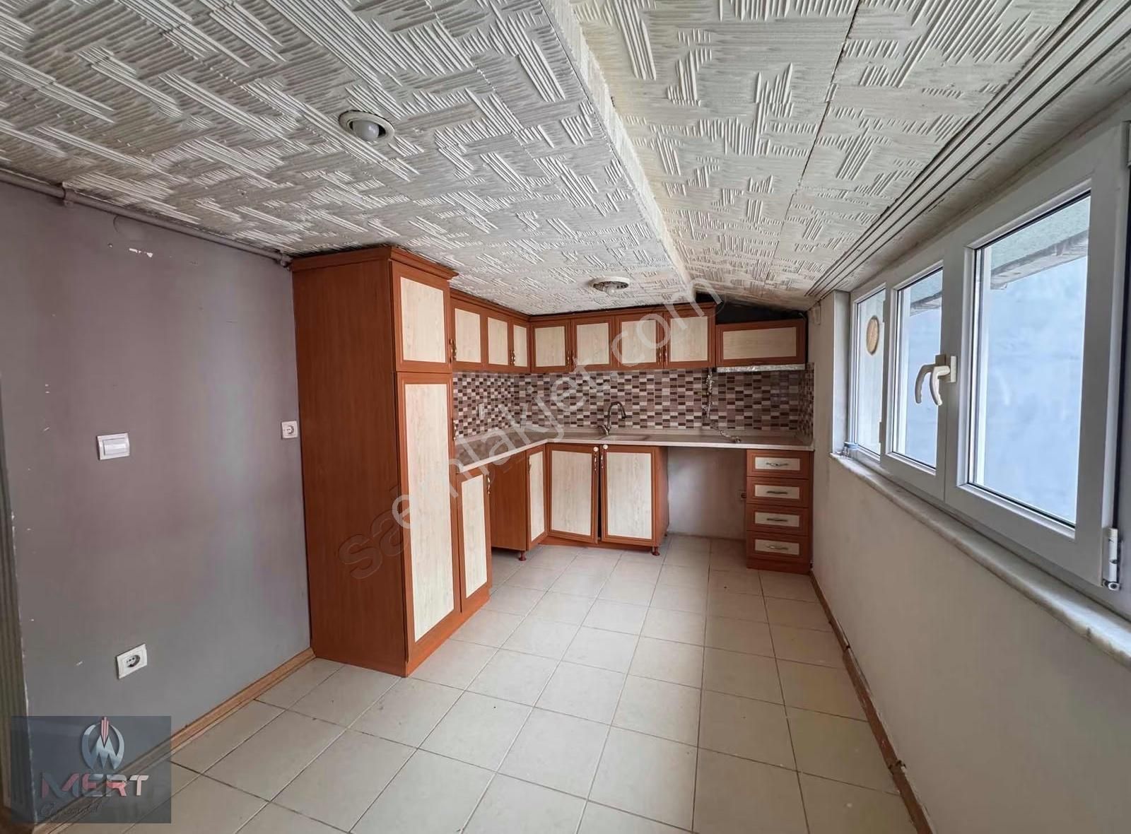 Kemaltürkler Mahallesinde Kiralık 2+1 Dubleks - Görsel 14