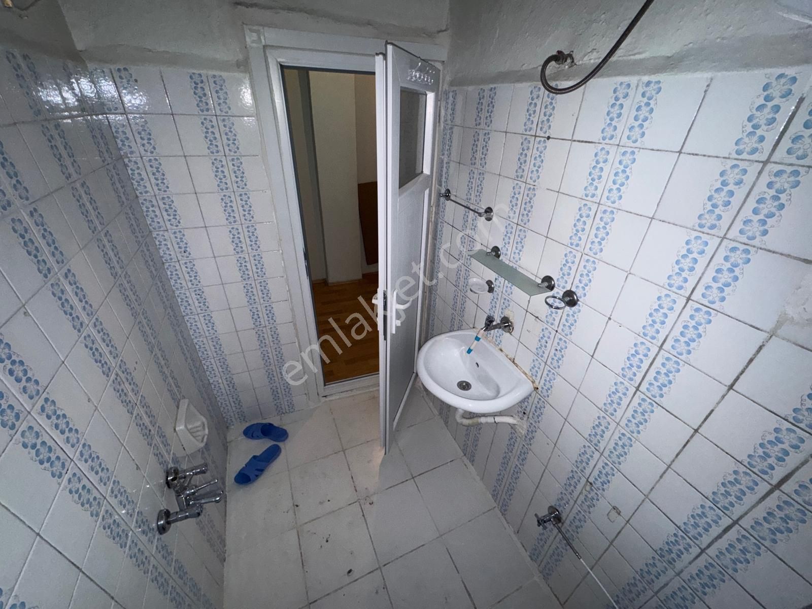 Altıemlaktan Kocamustafapaşada 1+1 Kiralık Daire - Görsel 13