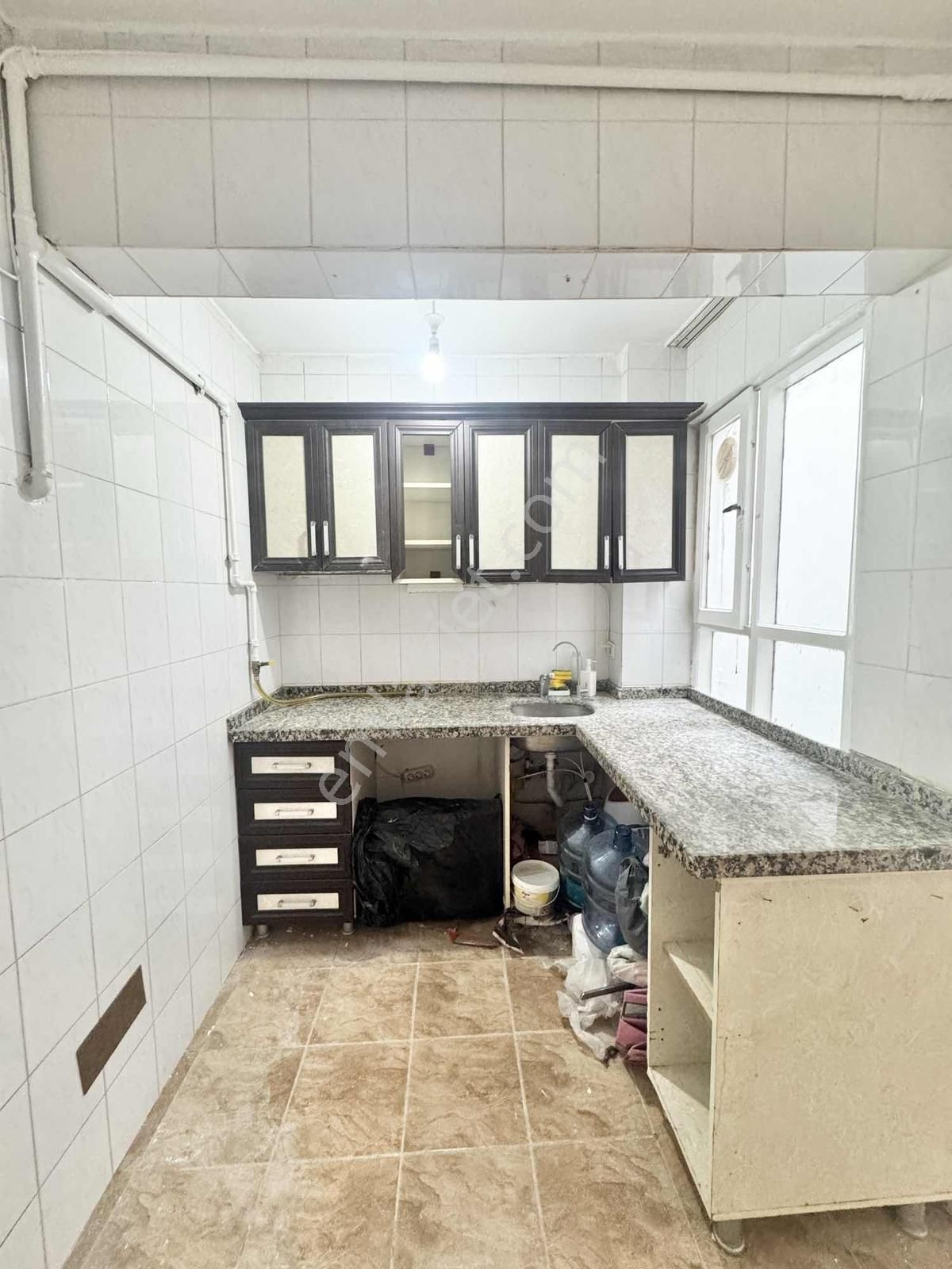 Altın Emlak'tan Kiralık Balkonlu İçi Yapılı 2+1 Daire - Görsel 3