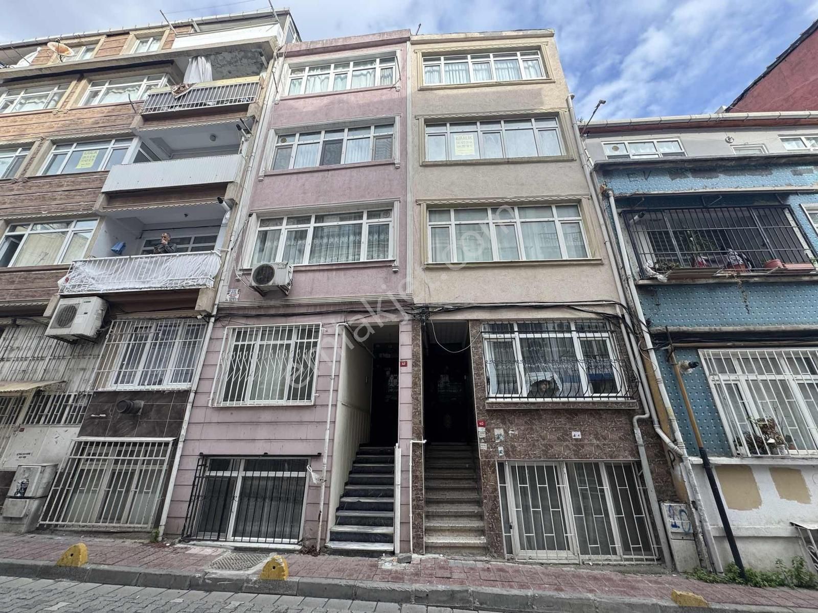 Altın Emlak'tan Kiralık Balkonlu İçi Yapılı 2+1 Daire - Görsel 10