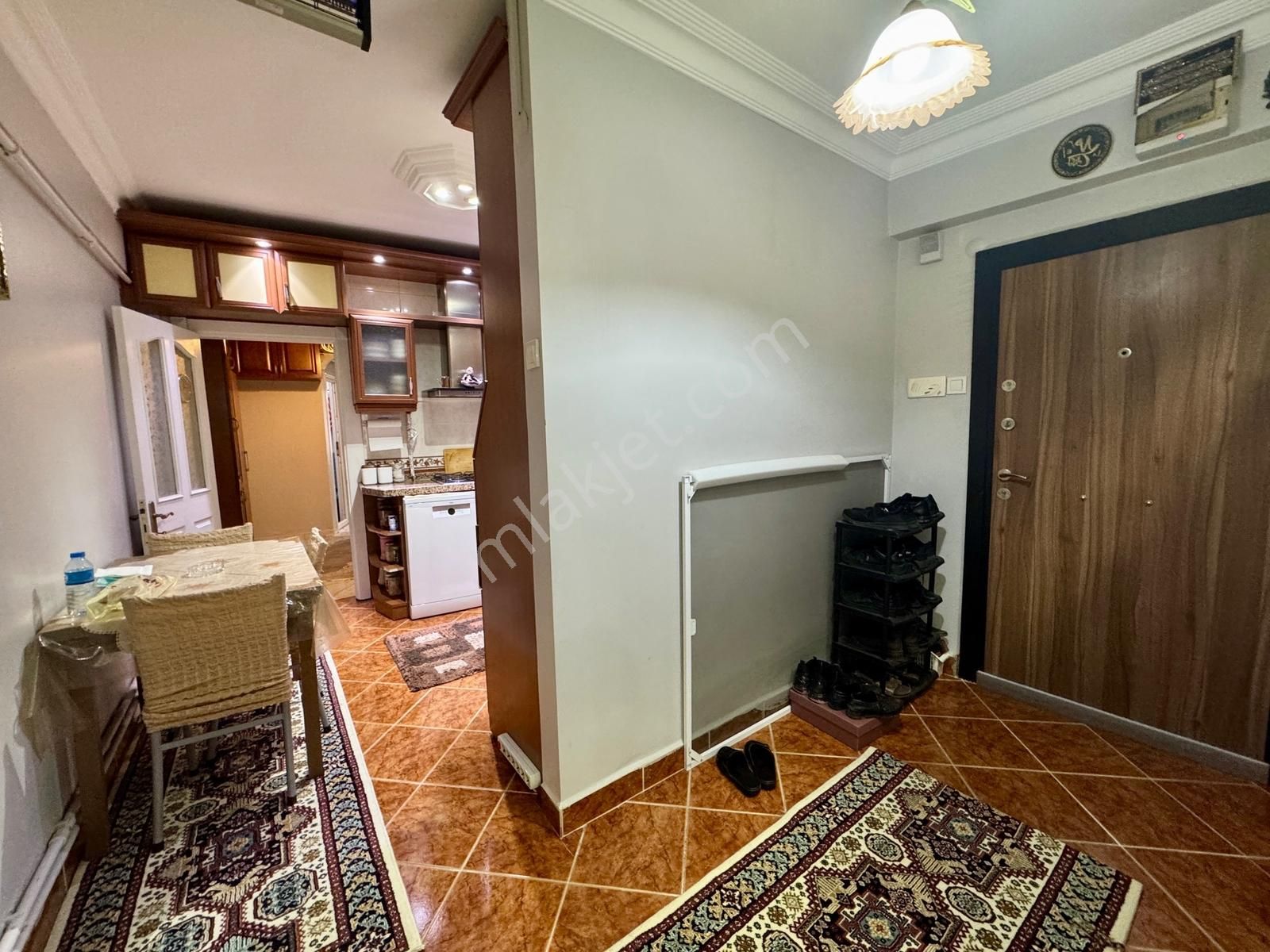 Altın Emlak' Tan Sümbülefendi Mah Giriş Katı 3+1 Daire - Görsel 29