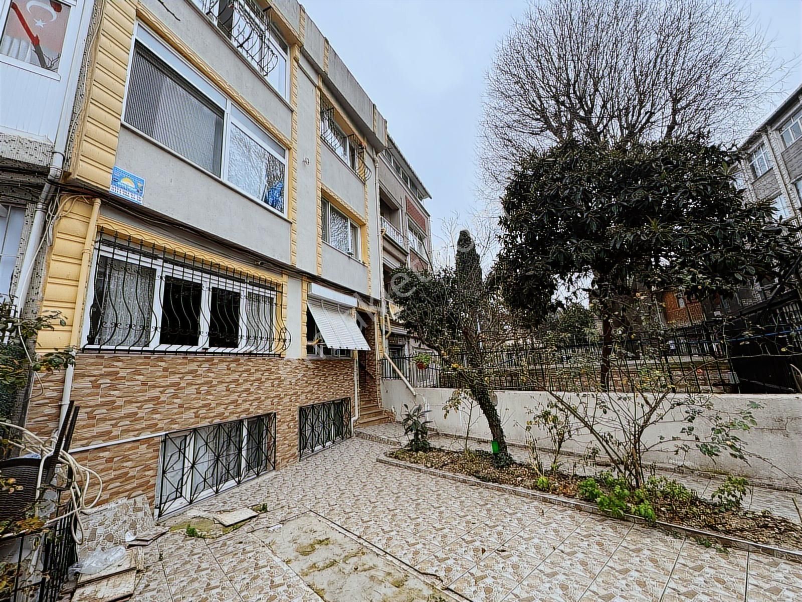 Altın Emlak' Tan Sümbülefendi Mah Giriş Katı 3+1 Daire - Görsel 3