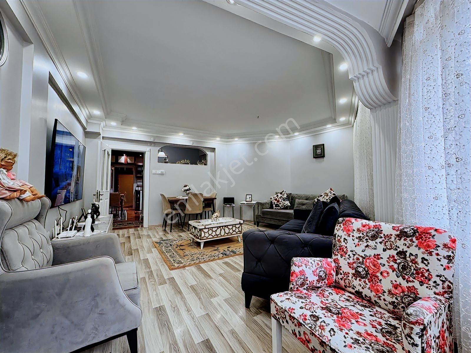 Altın Emlak' Tan Sümbülefendi Mah Giriş Katı 3+1 Daire - Görsel 20